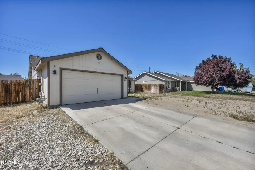 1250 Eagle Rock, Fallon, Nevada 89406, 3 Bedrooms Bedrooms, ,2 BathroomsBathrooms,Residential,Residential,Eagle Rock,260005053