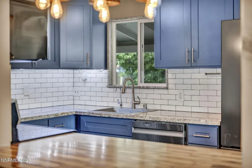 2106 Idaho, Carson City, Nevada 89701, 3 Bedrooms Bedrooms, ,2 BathroomsBathrooms,Residential,Residential,Idaho,260005055