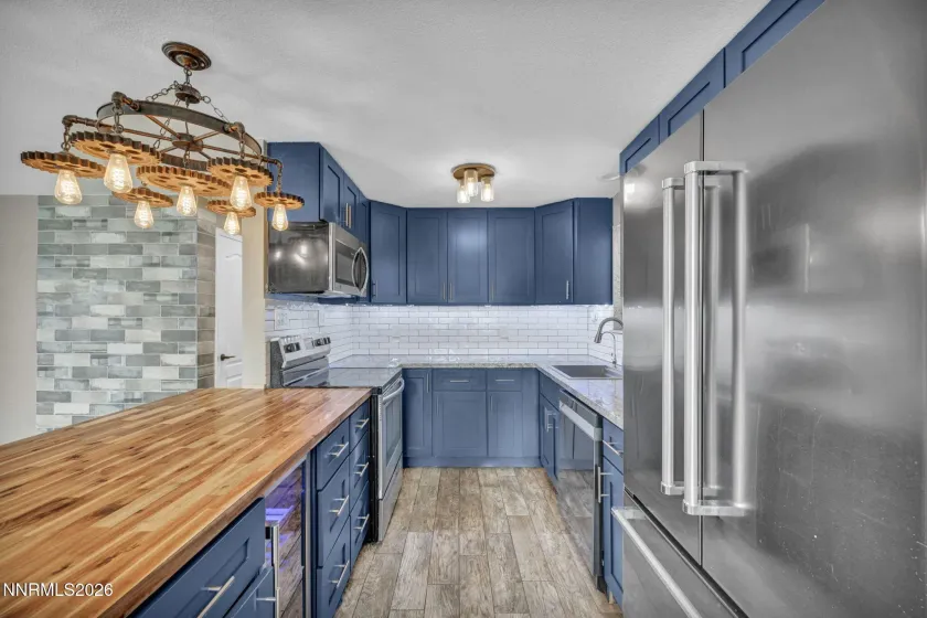 2106 Idaho, Carson City, Nevada 89701, 3 Bedrooms Bedrooms, ,2 BathroomsBathrooms,Residential,Residential,Idaho,260005055