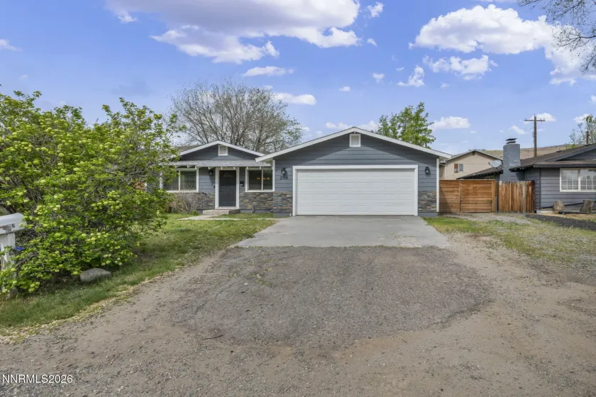 2106 Idaho, Carson City, Nevada 89701, 3 Bedrooms Bedrooms, ,2 BathroomsBathrooms,Residential,Residential,Idaho,260005055