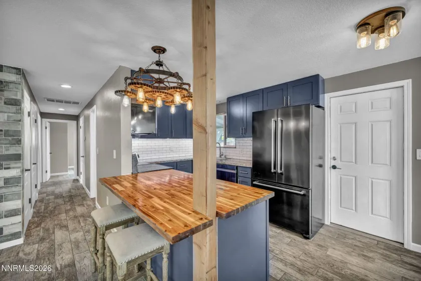 2106 Idaho, Carson City, Nevada 89701, 3 Bedrooms Bedrooms, ,2 BathroomsBathrooms,Residential,Residential,Idaho,260005055