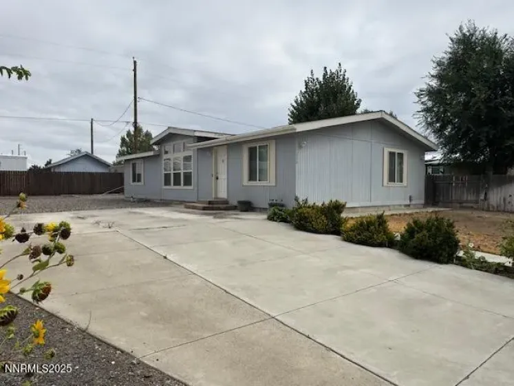 220 Antelope, Battle Mountain, Nevada 89820, 3 Bedrooms Bedrooms, ,2 BathroomsBathrooms,Residential,Residential,Antelope,250055164