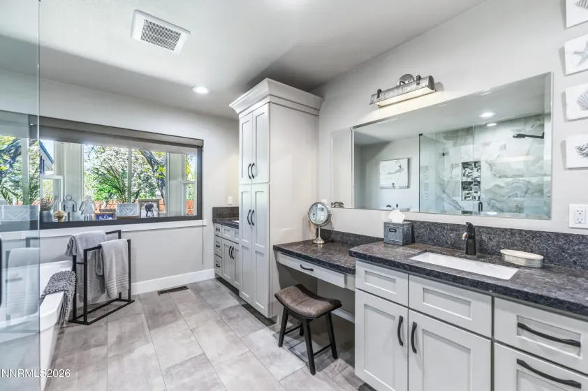 4202 Pinto, Reno, Nevada 89519, 4 Bedrooms Bedrooms, ,3 BathroomsBathrooms,Residential,Residential,Pinto,260005057