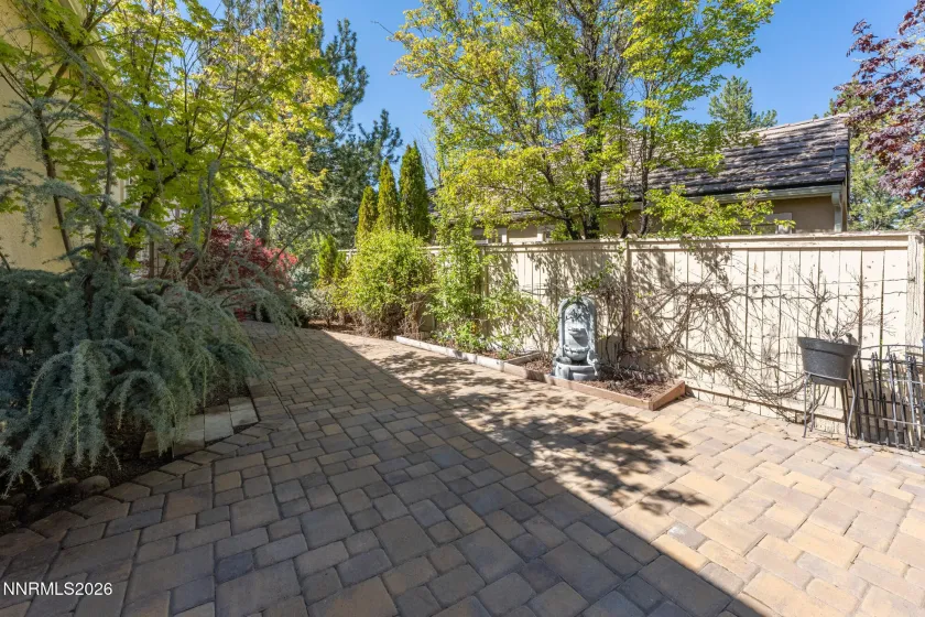 1840 Hunter Creek, Reno, Nevada 89519, 3 Bedrooms Bedrooms, ,2 BathroomsBathrooms,Residential,Residential,Hunter Creek,260005059