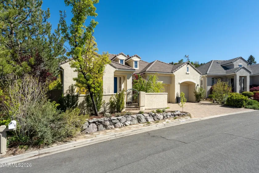 1840 Hunter Creek, Reno, Nevada 89519, 3 Bedrooms Bedrooms, ,2 BathroomsBathrooms,Residential,Residential,Hunter Creek,260005059