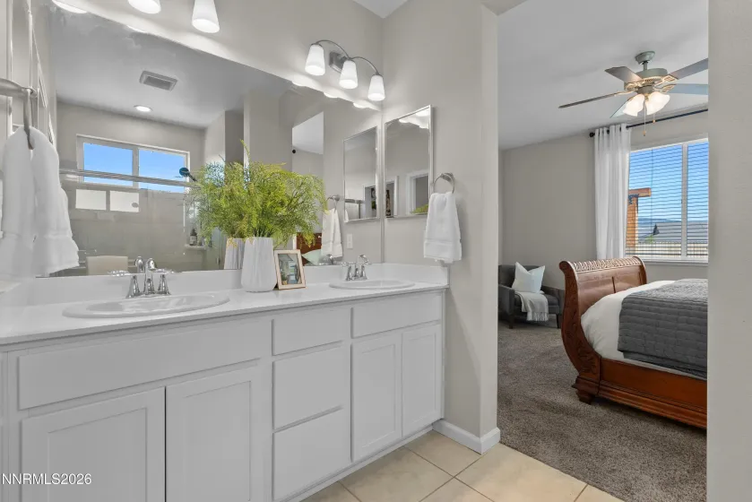 626 Piovana, Sparks, Nevada 89441, 3 Bedrooms Bedrooms, ,2 BathroomsBathrooms,Residential,Residential,Piovana,260005063