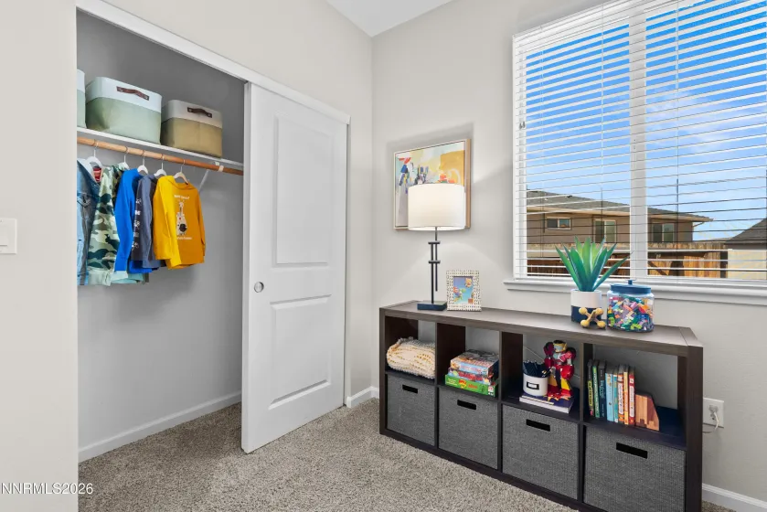 626 Piovana, Sparks, Nevada 89441, 3 Bedrooms Bedrooms, ,2 BathroomsBathrooms,Residential,Residential,Piovana,260005063