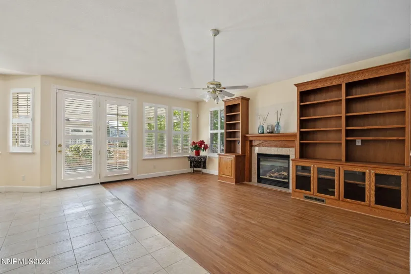 2729 Hamm, Sparks, Nevada 89436, 4 Bedrooms Bedrooms, ,3 BathroomsBathrooms,Residential,Residential,Hamm,260005062