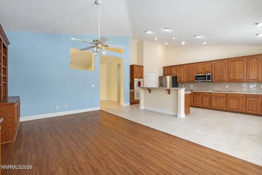 2729 Hamm, Sparks, Nevada 89436, 4 Bedrooms Bedrooms, ,3 BathroomsBathrooms,Residential,Residential,Hamm,260005062