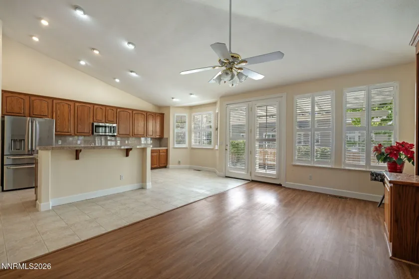 2729 Hamm, Sparks, Nevada 89436, 4 Bedrooms Bedrooms, ,3 BathroomsBathrooms,Residential,Residential,Hamm,260005062