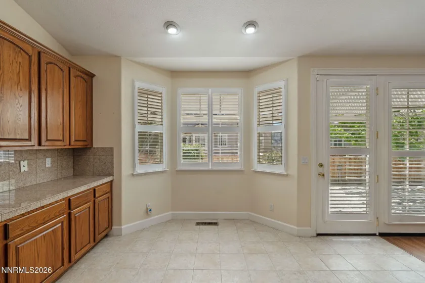 2729 Hamm, Sparks, Nevada 89436, 4 Bedrooms Bedrooms, ,3 BathroomsBathrooms,Residential,Residential,Hamm,260005062