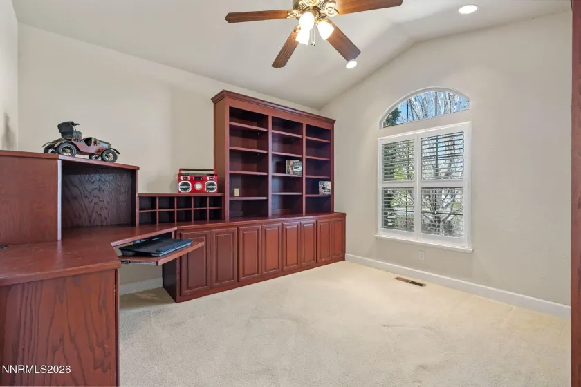 2729 Hamm, Sparks, Nevada 89436, 4 Bedrooms Bedrooms, ,3 BathroomsBathrooms,Residential,Residential,Hamm,260005062