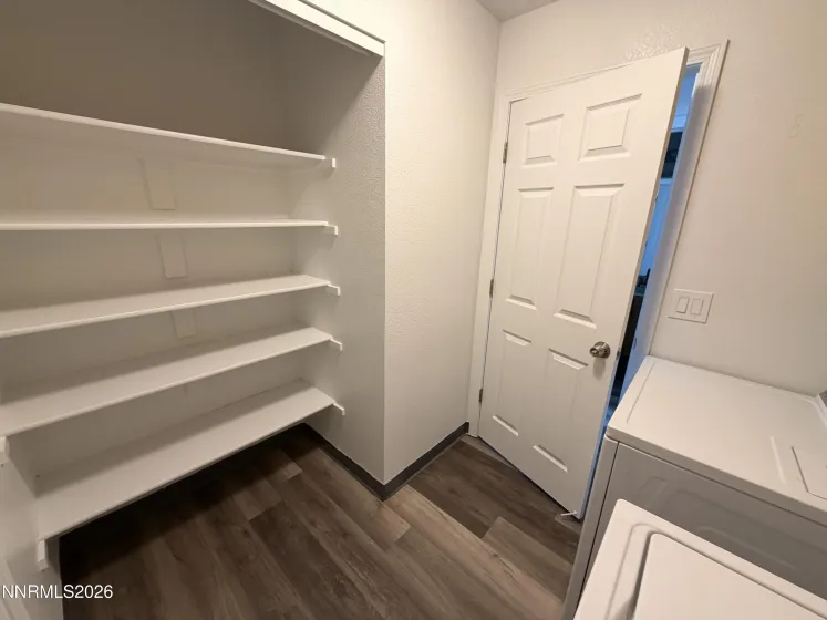 7326 Warhol, Sun Valley, Nevada 89433, 3 Bedrooms Bedrooms, ,2 BathroomsBathrooms,Residential,Residential,Warhol,260005065