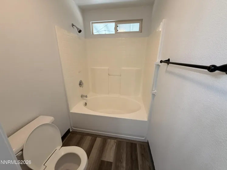 7326 Warhol, Sun Valley, Nevada 89433, 3 Bedrooms Bedrooms, ,2 BathroomsBathrooms,Residential,Residential,Warhol,260005065