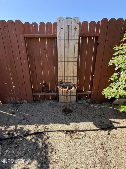 7326 Warhol, Sun Valley, Nevada 89433, 3 Bedrooms Bedrooms, ,2 BathroomsBathrooms,Residential,Residential,Warhol,260005065
