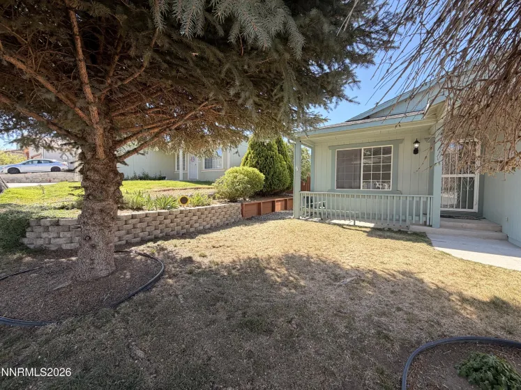 7326 Warhol, Sun Valley, Nevada 89433, 3 Bedrooms Bedrooms, ,2 BathroomsBathrooms,Residential,Residential,Warhol,260005065