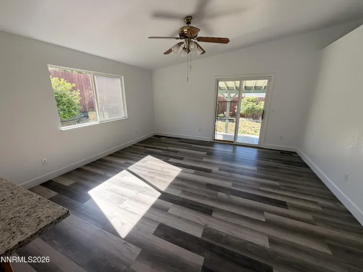 7326 Warhol, Sun Valley, Nevada 89433, 3 Bedrooms Bedrooms, ,2 BathroomsBathrooms,Residential,Residential,Warhol,260005065