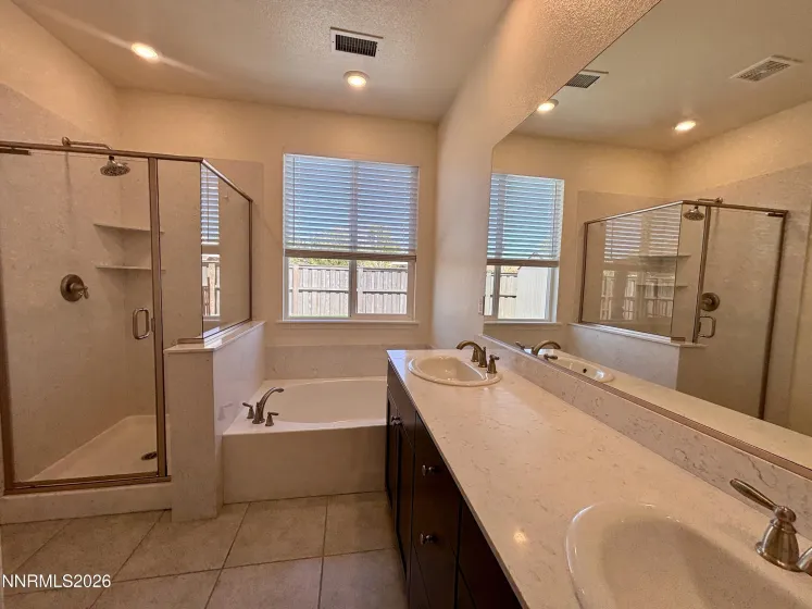 2093 Marcus, Sparks, Nevada 89436, 3 Bedrooms Bedrooms, ,2 BathroomsBathrooms,Residential,Residential,Marcus,260005068