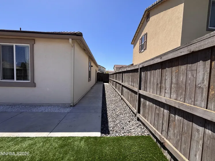 2093 Marcus, Sparks, Nevada 89436, 3 Bedrooms Bedrooms, ,2 BathroomsBathrooms,Residential,Residential,Marcus,260005068