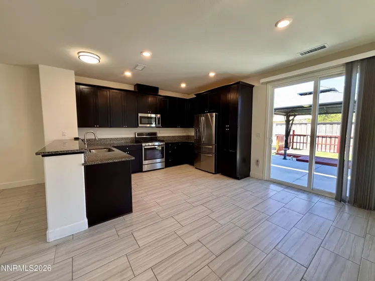 2093 Marcus, Sparks, Nevada 89436, 3 Bedrooms Bedrooms, ,2 BathroomsBathrooms,Residential,Residential,Marcus,260005068