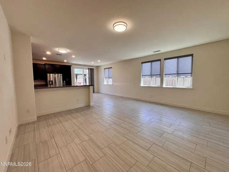 2093 Marcus, Sparks, Nevada 89436, 3 Bedrooms Bedrooms, ,2 BathroomsBathrooms,Residential,Residential,Marcus,260005068