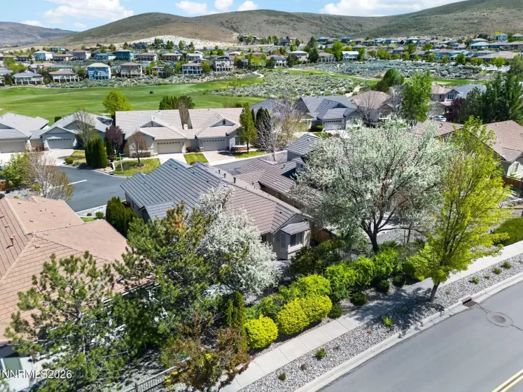 5979 Quintessa, Sparks, Nevada 89436, 3 Bedrooms Bedrooms, ,2 BathroomsBathrooms,Residential,Residential,Quintessa,260005069