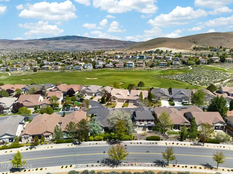 5979 Quintessa, Sparks, Nevada 89436, 3 Bedrooms Bedrooms, ,2 BathroomsBathrooms,Residential,Residential,Quintessa,260005069