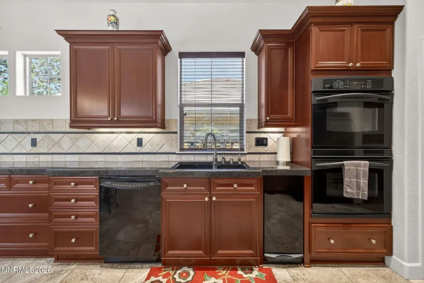 5979 Quintessa, Sparks, Nevada 89436, 3 Bedrooms Bedrooms, ,2 BathroomsBathrooms,Residential,Residential,Quintessa,260005069