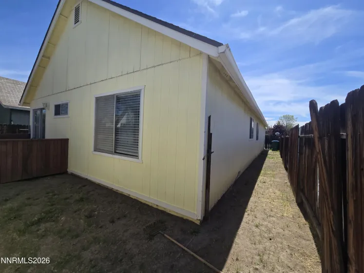 1220 O'Callaghan, Sparks, Nevada 89434, 3 Bedrooms Bedrooms, ,2 BathroomsBathrooms,Residential,Residential,O'Callaghan,260005075