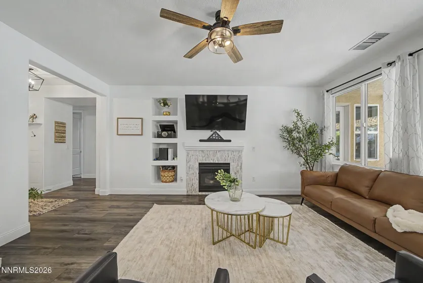 1479 Bluewood, Reno, Nevada 89523, 3 Bedrooms Bedrooms, ,2 BathroomsBathrooms,Residential,Residential,Bluewood,260005076