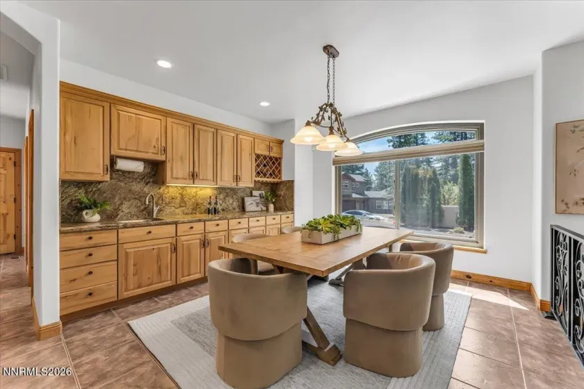 16470 Snow Flower, Reno, Nevada 89511, 5 Bedrooms Bedrooms, ,5 BathroomsBathrooms,Residential,Residential,Snow Flower,260005078