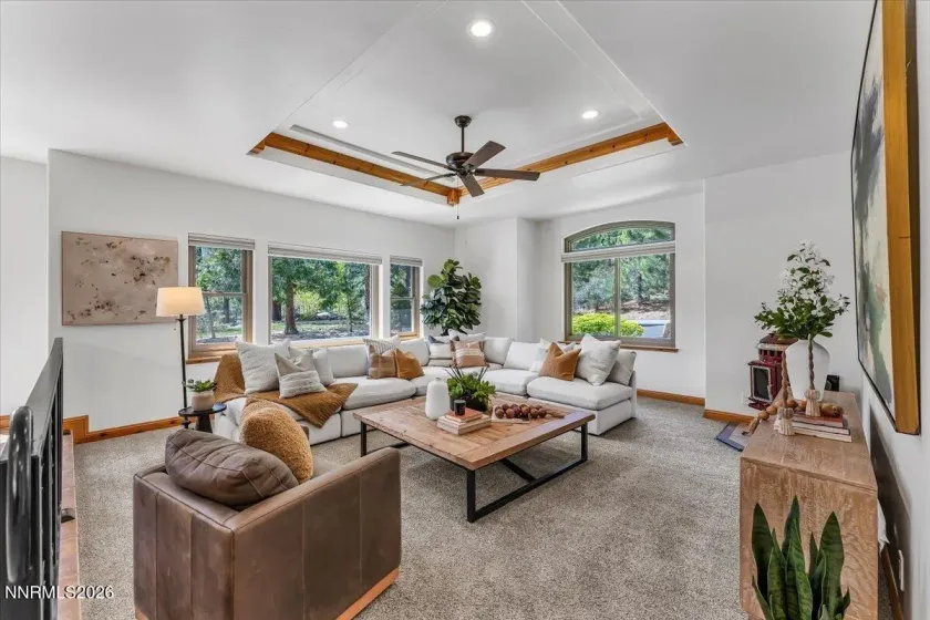 16470 Snow Flower, Reno, Nevada 89511, 5 Bedrooms Bedrooms, ,5 BathroomsBathrooms,Residential,Residential,Snow Flower,260005078