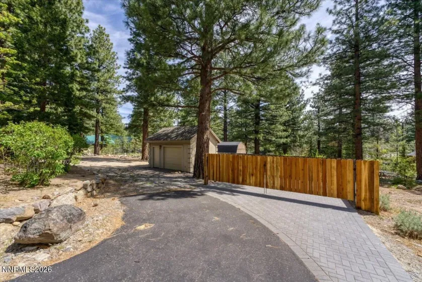 16470 Snow Flower, Reno, Nevada 89511, 5 Bedrooms Bedrooms, ,5 BathroomsBathrooms,Residential,Residential,Snow Flower,260005078