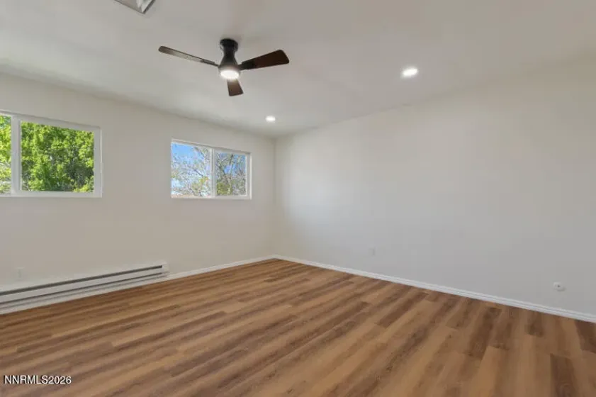 542 Smithridge, Reno, Nevada 89502, 2 Bedrooms Bedrooms, ,2 BathroomsBathrooms,Residential,Residential,Smithridge,260005081