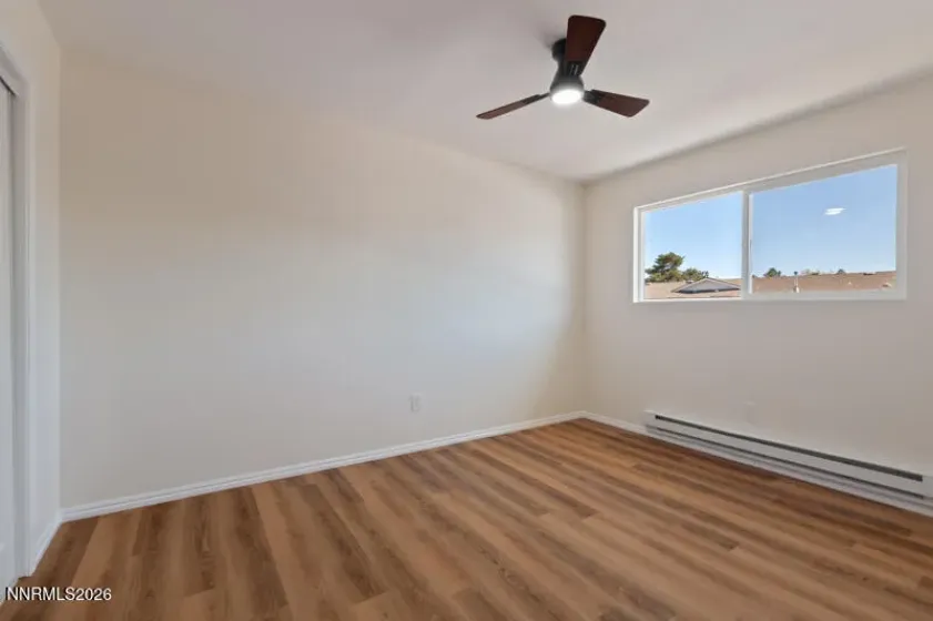 542 Smithridge, Reno, Nevada 89502, 2 Bedrooms Bedrooms, ,2 BathroomsBathrooms,Residential,Residential,Smithridge,260005081