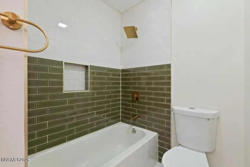 542 Smithridge, Reno, Nevada 89502, 2 Bedrooms Bedrooms, ,2 BathroomsBathrooms,Residential,Residential,Smithridge,260005081