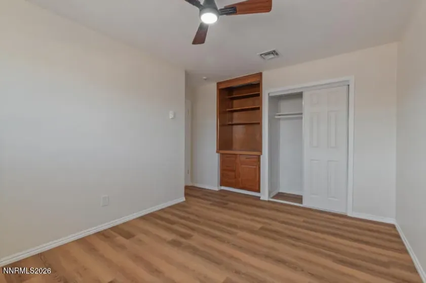 542 Smithridge, Reno, Nevada 89502, 2 Bedrooms Bedrooms, ,2 BathroomsBathrooms,Residential,Residential,Smithridge,260005081