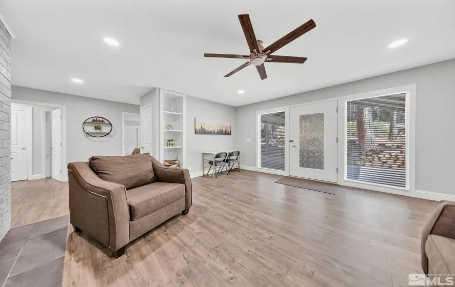 6545 Dyer, East Shore, California 96137, 4 Bedrooms Bedrooms, ,4 BathroomsBathrooms,Residential,Residential,Dyer,260005082