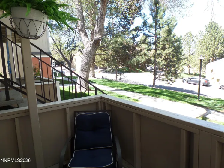 3890 Leonesio, Reno, Nevada 89512, 2 Bedrooms Bedrooms, ,1 BathroomBathrooms,Residential,Residential,Leonesio,260005083