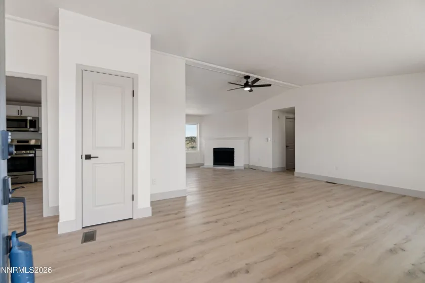 4860 Osage, Stagecoach, Nevada 89429, 3 Bedrooms Bedrooms, ,2 BathroomsBathrooms,Residential,Residential,Osage,260005084