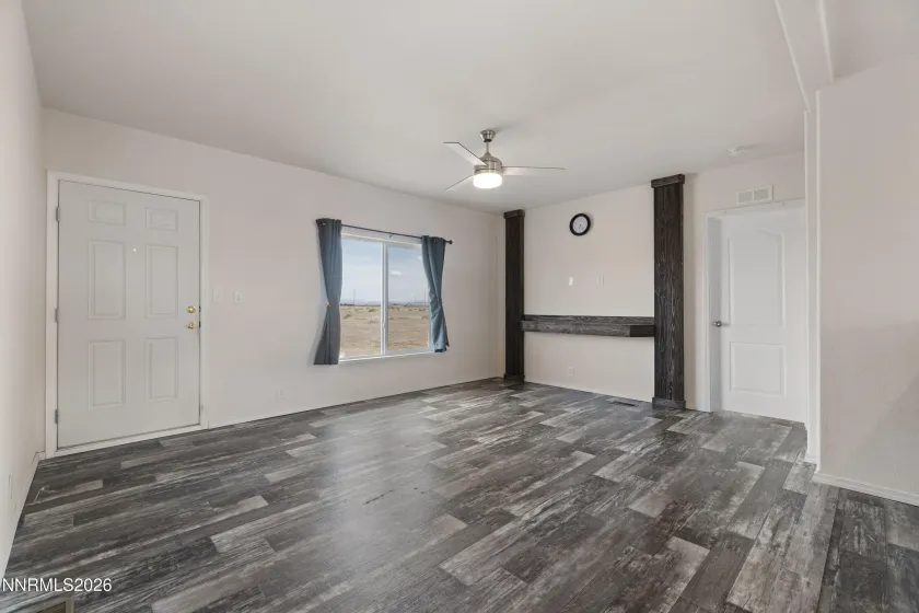 3010 Fort Churchill, Silver Springs, Nevada 89429, 3 Bedrooms Bedrooms, ,2 BathroomsBathrooms,Residential,Residential,Fort Churchill,260005085