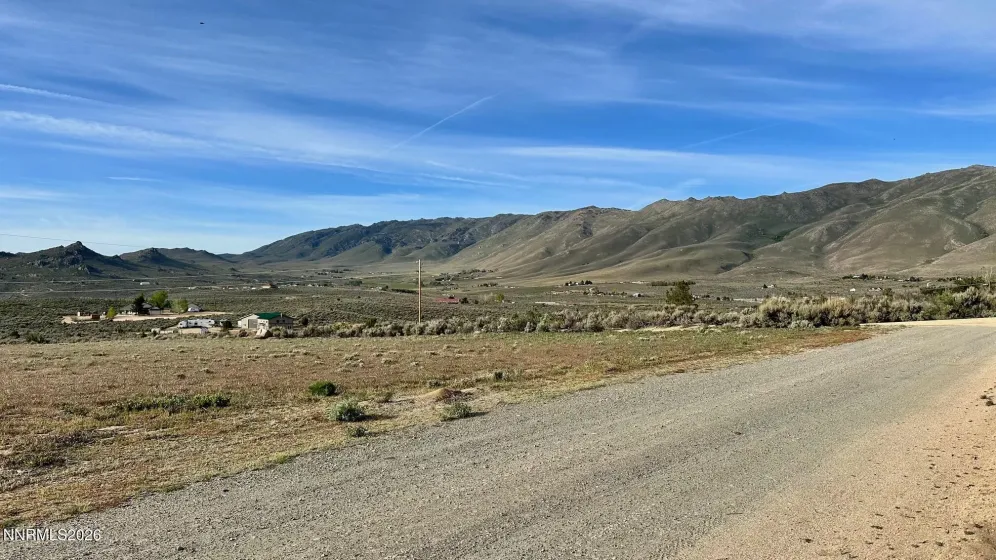 110 Quarterhorse, Reno, Nevada 89508, 3 Bedrooms Bedrooms, ,3 BathroomsBathrooms,Residential,Residential,Quarterhorse,260005089