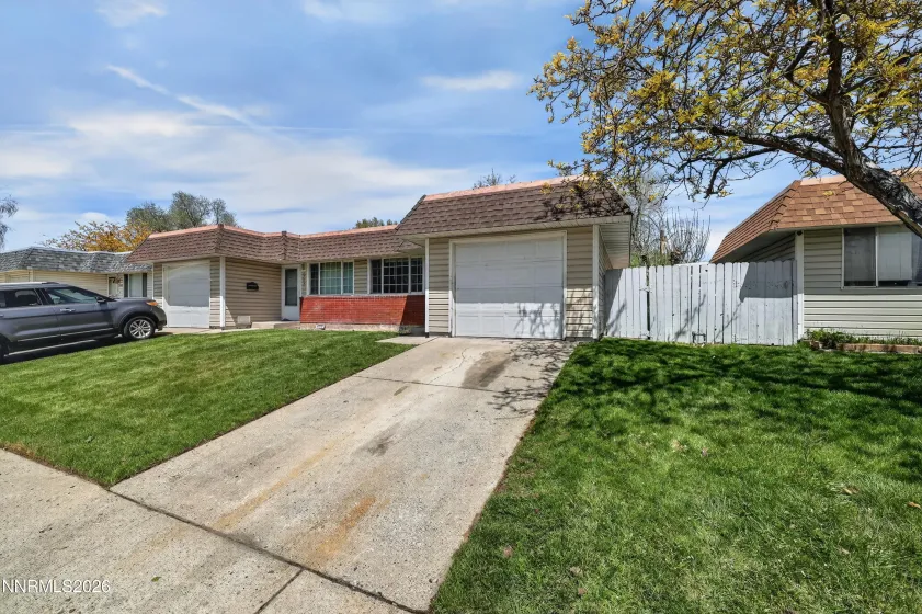 1706 Sue, Sparks, Nevada 89431, 3 Bedrooms Bedrooms, ,2 BathroomsBathrooms,Residential,Residential,Sue,260005090