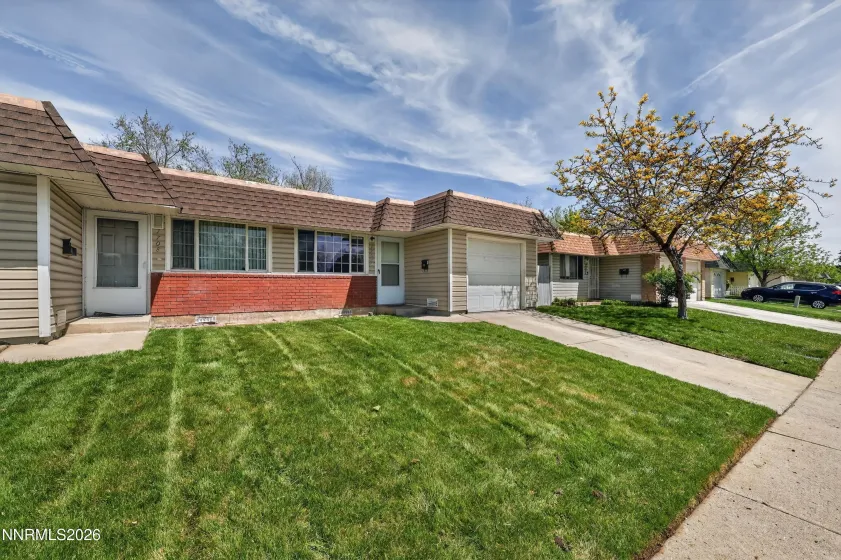 1706 Sue, Sparks, Nevada 89431, 3 Bedrooms Bedrooms, ,2 BathroomsBathrooms,Residential,Residential,Sue,260005090