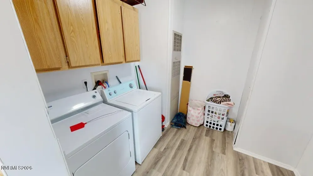 102 Bastian, Battle Mountain, Nevada 89820, 3 Bedrooms Bedrooms, ,2 BathroomsBathrooms,Residential,Residential,Bastian,260005091