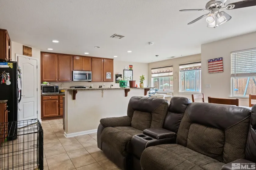 859 Klien, Dayton, Nevada 89403, 4 Bedrooms Bedrooms, ,2 BathroomsBathrooms,Residential,Residential,Klien,260005095