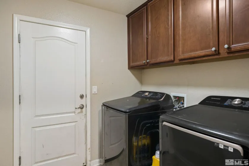 859 Klien, Dayton, Nevada 89403, 4 Bedrooms Bedrooms, ,2 BathroomsBathrooms,Residential,Residential,Klien,260005095