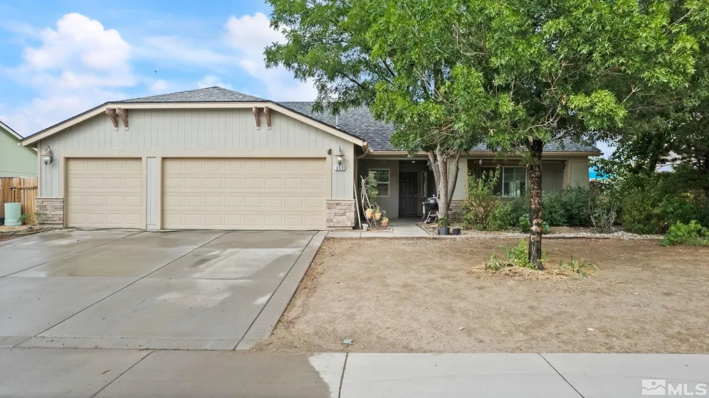 859 Klien, Dayton, Nevada 89403, 4 Bedrooms Bedrooms, ,2 BathroomsBathrooms,Residential,Residential,Klien,260005095