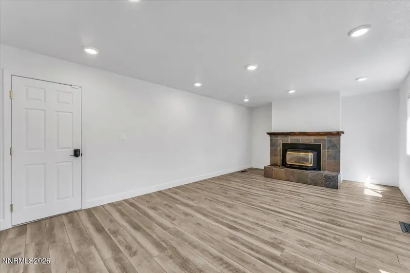 2984 Middlecoff, Reno, Nevada 89502, 3 Bedrooms Bedrooms, ,2 BathroomsBathrooms,Residential,Residential,Middlecoff,260005098