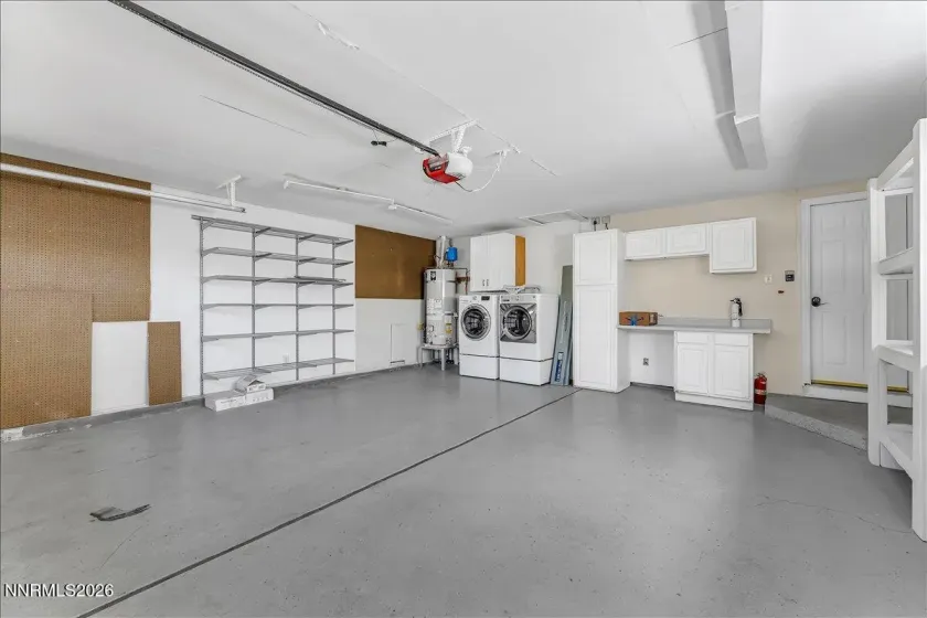 2984 Middlecoff, Reno, Nevada 89502, 3 Bedrooms Bedrooms, ,2 BathroomsBathrooms,Residential,Residential,Middlecoff,260005098